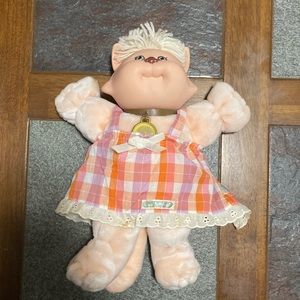 Vintage Cabbage Patch Kids “Koosas” Doll